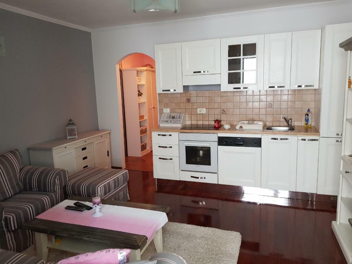 Cozy Apartment In Rovinj Extérieur photo